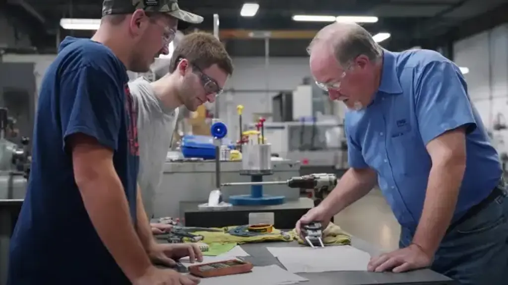 Apprenticeship Program Apprenticeship Program